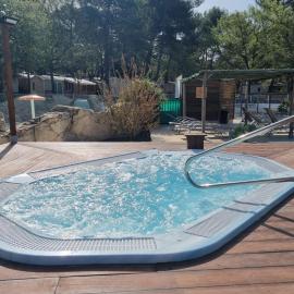 domaine de la Sainte Baume C014, hotel in Nans-les-Pins