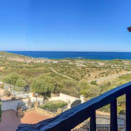 Quadro sul Mare, hotel a Agrustos