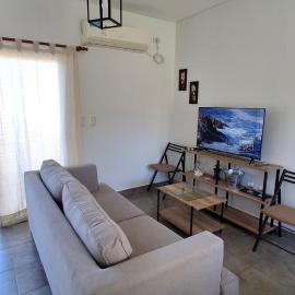 Casa tranquila con amplio patio y parrilla, hotel Corrientesben