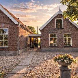 Modern design apartment close to Amsterdam, hotel in Rijnsaterwoude
