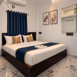 Hotel Rhythms Residency, hotelli Chennaissa