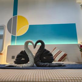 K Avenue Designer Studios by MLH Luxury Suites, hotel u gradu 'Donggongon'