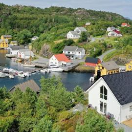 Charming Cottage At The Edge Of The Sea、Vinnesのホテル