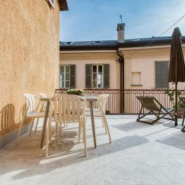 LG LAKE - Boutique apartments and rooms -, hotel v destinácii Brienno