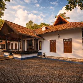 Cotelac Heritage Lake Resort Alleppey by VOYE HOMES