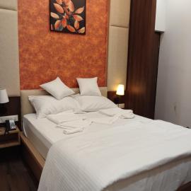 Gamagashree Hotel and Fine Dine, hotel en Sāgar