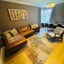 Mayors House Ideal for Groups & Business, hotel in Peterborough
