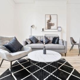 Stylish 2 Bedroom Apartment in Central Cheltenham