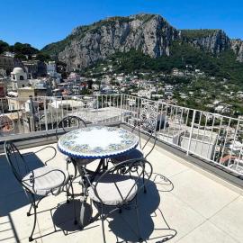 Rooftop luxury apartment