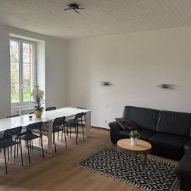 Beautiful, fully renovated home