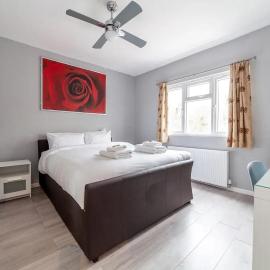 Spacious 4 Bedroom House in Selhurst Park
