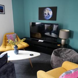 Town Centre Cottage, Free Parking, Pet-Friendly, hotel in Hythe