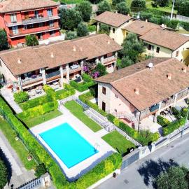 Casa Raggio di Sole, hotel v destinácii Toscolano Maderno