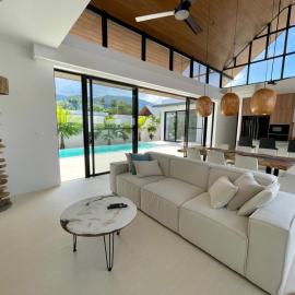 Private Luxury Pool Villa 300m to Ban Tai Beach, hotel in Mae Nam