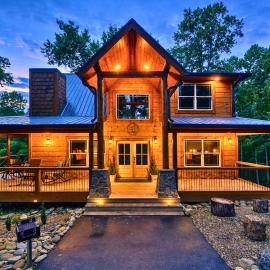 Smoky Mist Ridge - NEW! Relaxing Luxury Cabin Getaway!