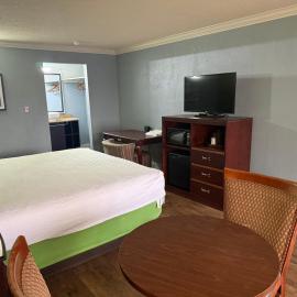 Soho inn & suites