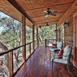 Luxury Cabins @Stony Ridge-Ruby, hotel u gradu 'Wimberley'