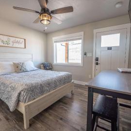 Charming Kanab suite Basecamp to Zion Bryce, ξενοδοχείο σε Kanab