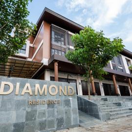 Green Hill Service Apartment, hotel in Labuan Bajo