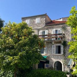 Ston Heritage Apartment with City view