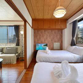 Southerlies Condominium Kumoji 301: Naha şehrinde bir otel