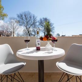Veneti Apartments - Corfu Serene Getaways, hotel in Sidari