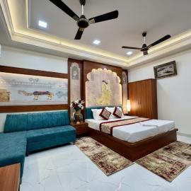 SR Palace - Best Hotel in Vrindavan Near Prem Mandir and Iskcon Temple with Private Parking