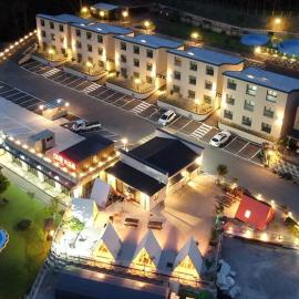 Epop Resort Pension, отель в городе Чхунчхон