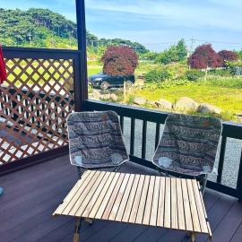 Taean Pine Forest House Pension, hotel sa Taean