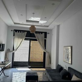 Beautiful Villa with Garden Luxury Neighborhood, secure, Hotel in Banzart