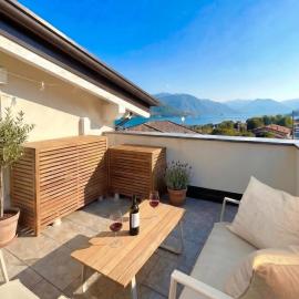 PENTHOUSE ISEO LAKE VIEW - Free Wi-Fi and Private Parking Included