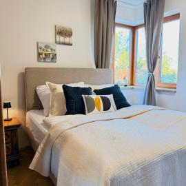 FamilyVilla, new 4 Luxury Big Apartments, parking