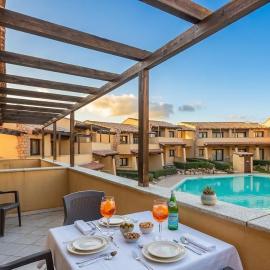 Casa Azzurra - House with pool inside the nature, hotel in Costa Paradiso