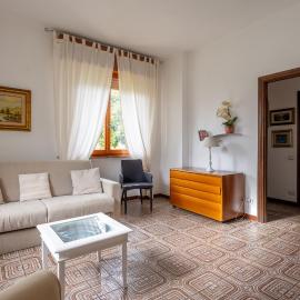 Villa Pina con Giardino e piscina Appartamento in Villa in Val di Vara Cinque Terre Gateway Immerse in nature Balcony Vista vallata Hiking trails