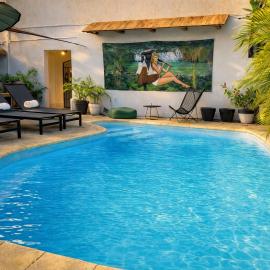 Sous le Badamier Quiet Boutique Hotel with Pool near Grand Baie, ξενοδοχείο στο Grand Baie