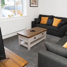Argyle House Stunning 2 Bed Town Centre Home from Home with Private Parking