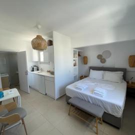 CHORA NEST KYTHNOS