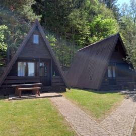 Domki letniskowe pod Zamkiem, hotel in Szczytna