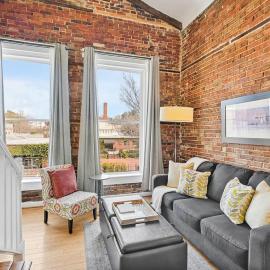 Stemmerman Suite on Front! Perfect location in the Heart of Downtown!