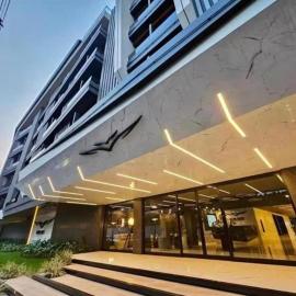Departamento en Sky Elite Equipetrol, Hotel in El Pari