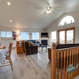 Walk to Beach! Pet-Friendly Westport Home w/ Views