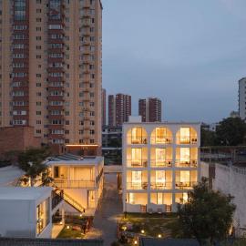 Domain South Domain North Garden Hotel, hotell i Luoyang