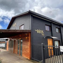 Hotel Los Ríos, מלון בפנגיפולי