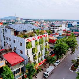 Thu Ha Hotel: Uông Bí şehrinde bir otel