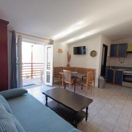 Apartments Cajner Pag