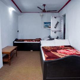 Double Lake View Homestay, hotel di Pokhara