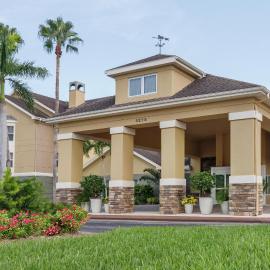 Homewood Suites by Hilton Fort Myers, hotelli kohteessa Fort Myers