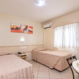 Hotel Express Canoas, hotel u gradu Kanoas