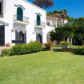 Donna Michelle - Private Pool & Faraglioni View