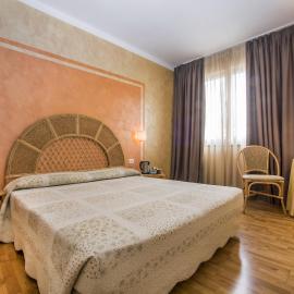 Hotel Le Pageot, hotel u gradu Aosta